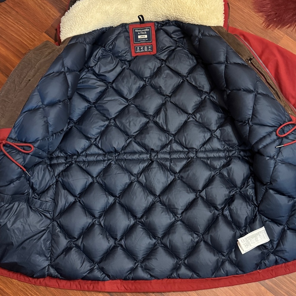 Abercrombie & Fitch Hooded Ultra Parker Down Jacket Coat
Mens Red Large - Picture 3 of 16